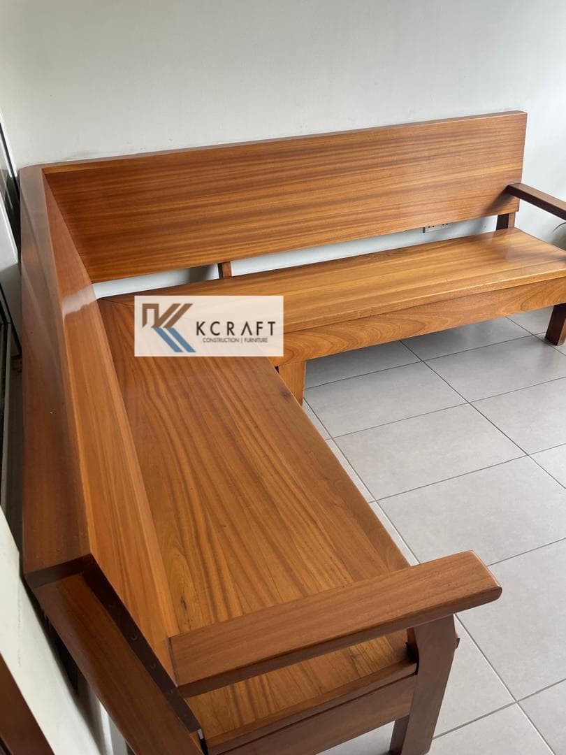Tables & Chairs